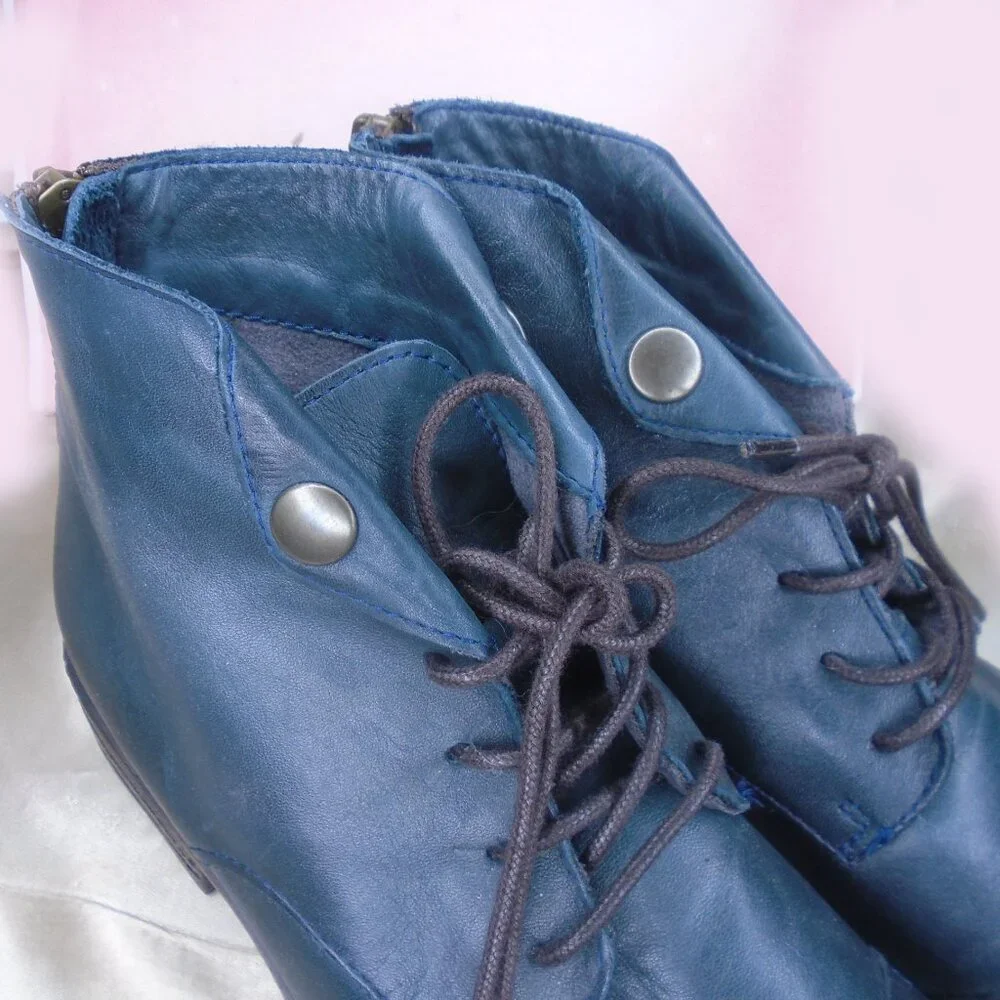 Blue Ankle Boots Miz Mooz All LEATHER, Back Zip Navy Booties - 7 - Picture 2 of 9